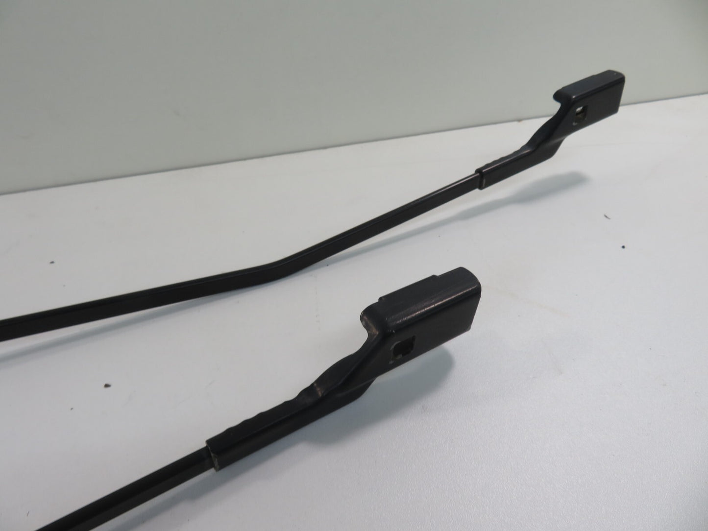 CITROEN BERLINGO MK2 FRONT WIPER ARMS PAIR 2008-2012