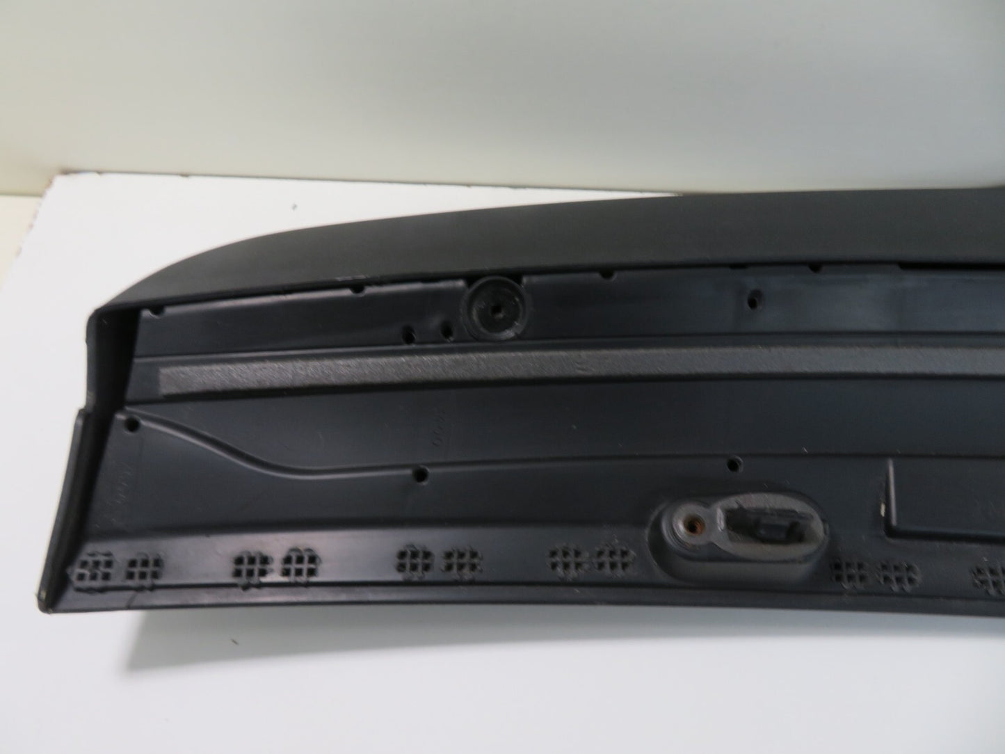 FORD C-MAX REAR BOOT SPOILER WITH BRAKE LIGHT 3M51-R44210-AN 2006-2010