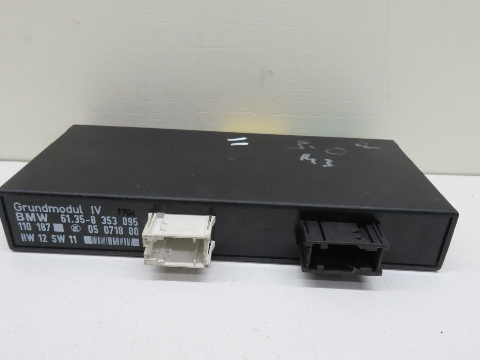 BMW E36 BODY CONTROL MODULE BCM 8353095 1991-1998 1756-11