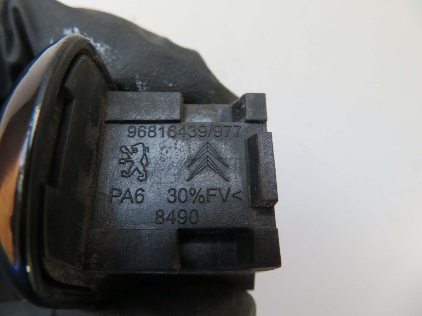 PEUGEOT 308 OSR DOOR HANDLE END CAP 2007-2013 1410-19