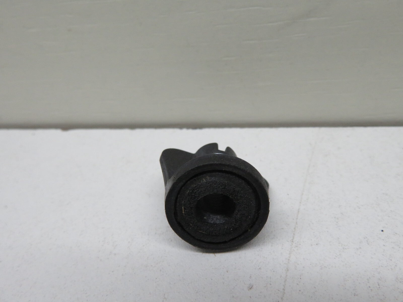 FORD SMAX REAR INNER LIGHT FIXING 2006-2014 1802-36