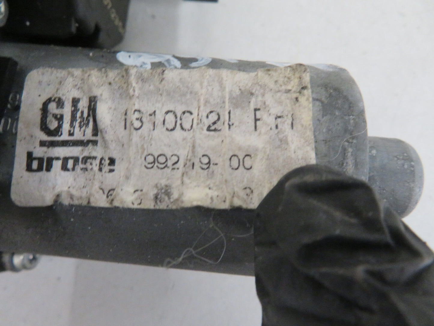 VAUXHALL ASTRA H OSR WINDOW REGULATOR 13100424 2004-2011 MIX1417-8