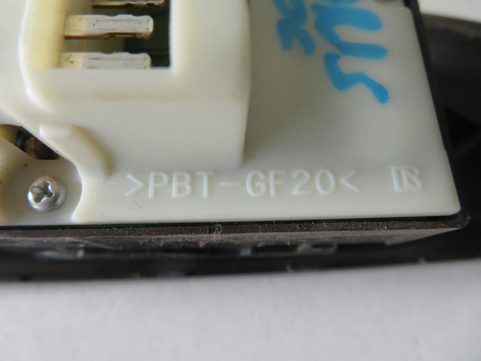 TOYOTA YARIS MK1 OS DRIVER SIDE WINDOW SWITCHES 1999-2005 RX53