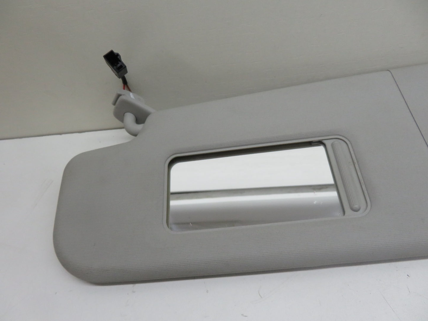 VW GOLF MK6 NS PASSENGER SUN VISOR 2009-2013 REF-1