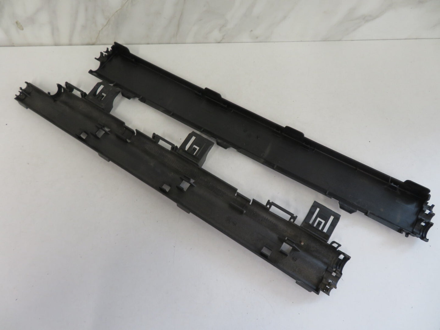 BMW 1 SERIES E88 ENGINE WIRING LOOM COVER TRIM 7532269 2007-2013 A2056-1