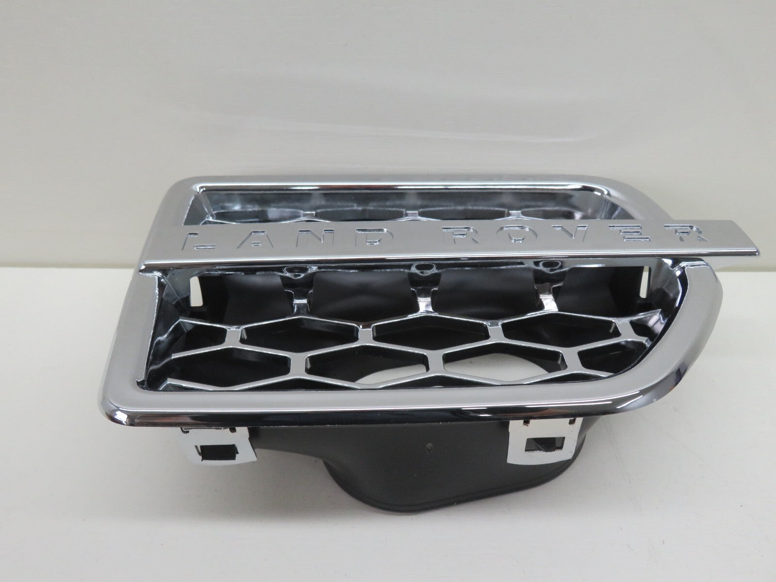 OS DRIVER FRONT GRILLE VENT FOR LAND ROVER DISCOVERY 2009-2018 L319