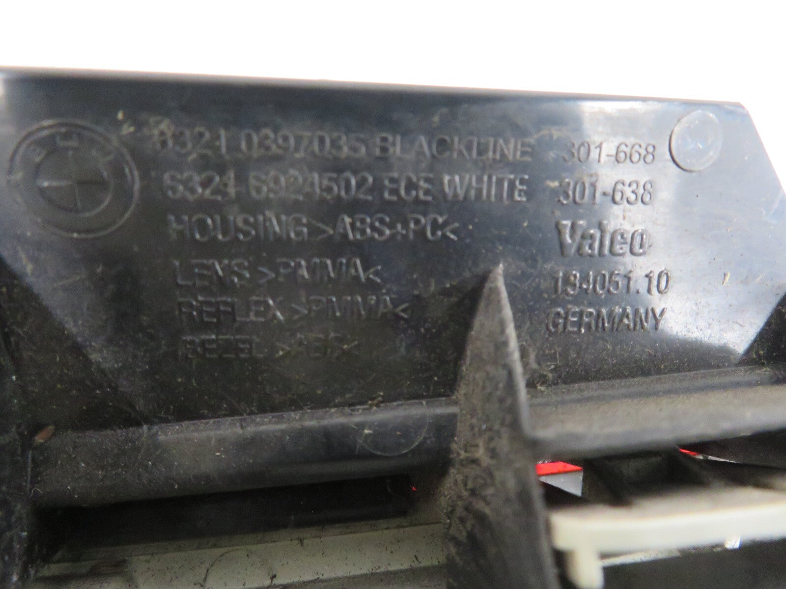 BMW E81 E87 OS DRIVER REAR TAIL LIGHT 7164856 2007-2012 MX1416-16