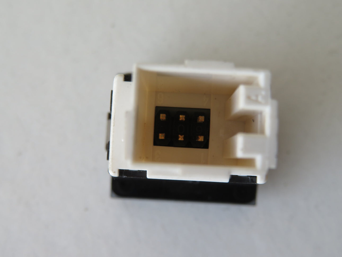 AUDI A3 8P ESP OFF SWITCH 8P0927134B 2003-2008 AMS1417