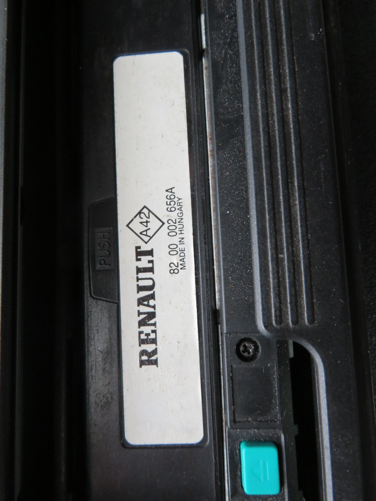 RENAULT MEGANE MK1 CD CHANGER 8200002656A 1999-2002 A1117-4