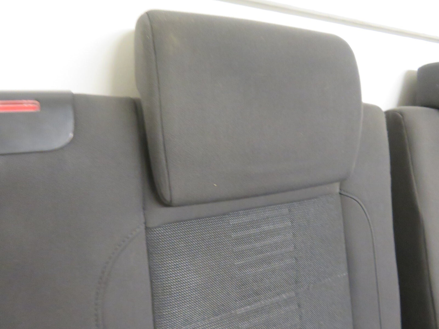 VOLKSWAGEN VW TOURAN REAR THIRD ROW CLOTH SEATS CADDY 2K 2003-2009