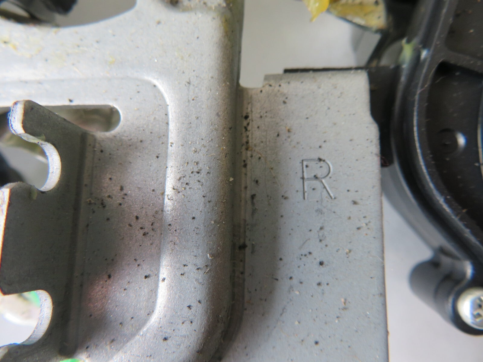 MAZDA 5 OSR DOOR LOCK CATCH 2005-2010 AMS1547