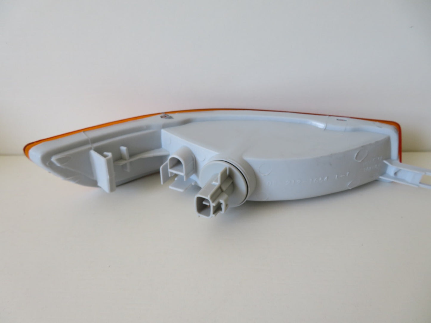 NS PASSENGER FRONT INDICATOR LIGHT FOR TOYOTA COROLLA 1992-1994 212-1654L-AE