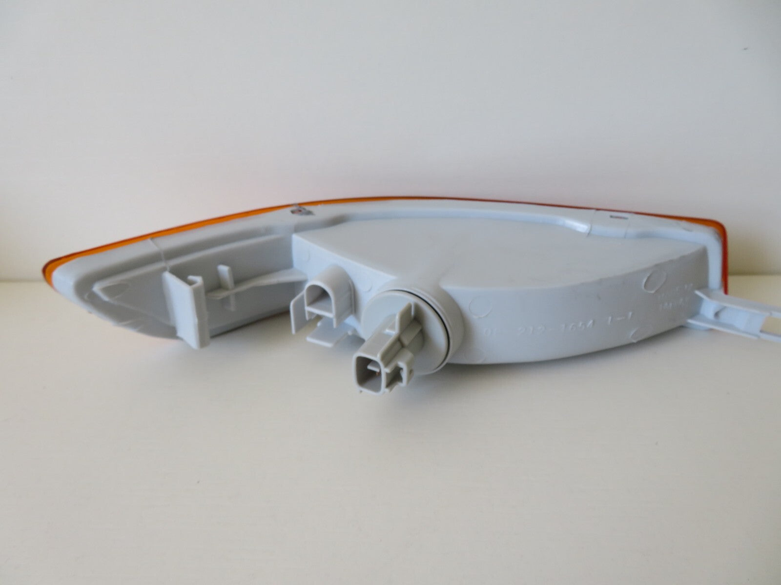 NS PASSENGER FRONT INDICATOR LIGHT FOR TOYOTA COROLLA 1992-1994 212-1654L-AE