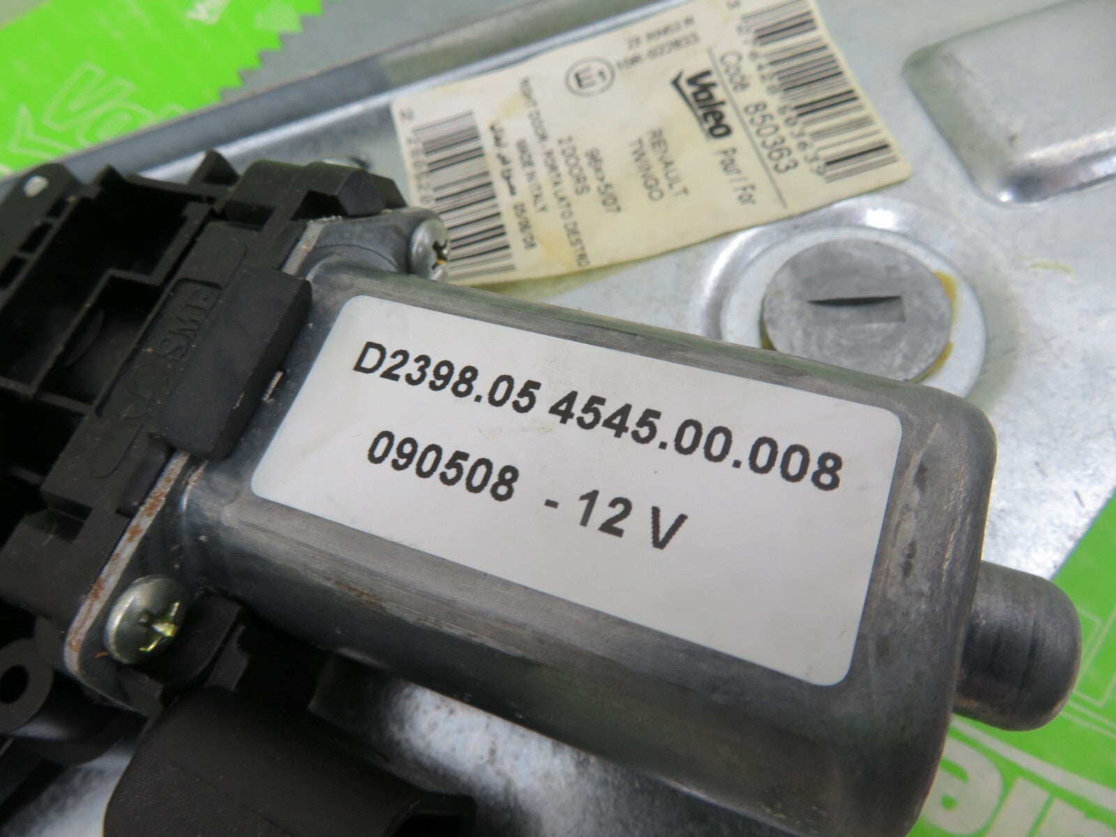 OS DRIVER DOOR WINDOW REGULATOR MOTOR FOR RENAULT TWINGO 1996-2007 VALEO 850363