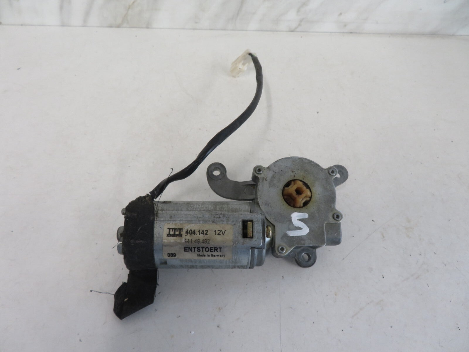 MITSUBISHI CARISMA SUN ROOF MOTOR 404.142  MIX1644-5