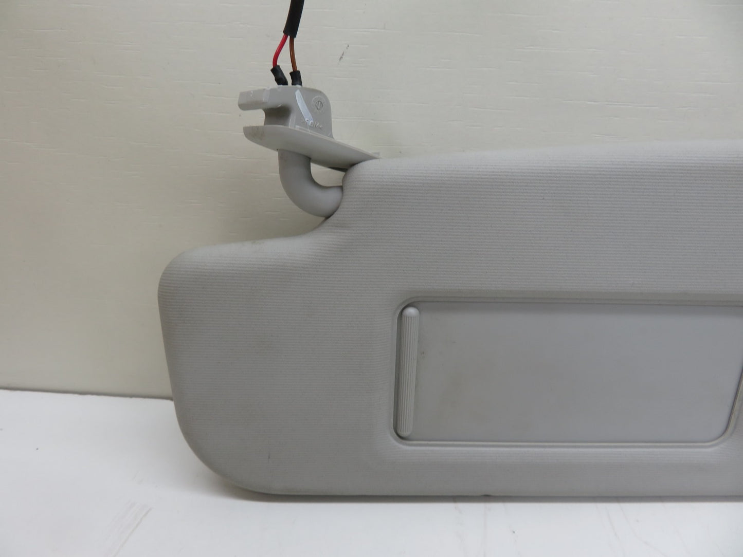 VW GOLF MK6 NS PASSENGER SUN VISOR 2009-2013 REF-1