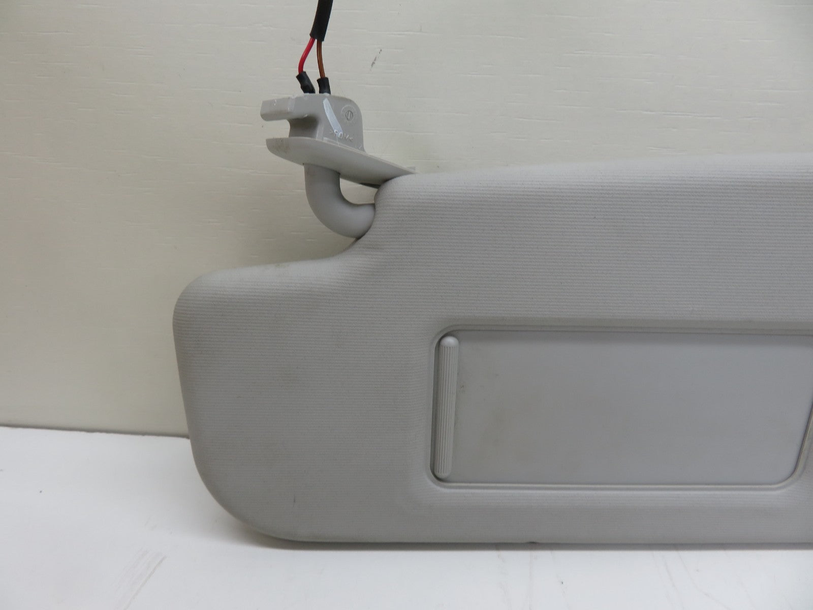 VW GOLF MK6 NS PASSENGER SUN VISOR 2009-2013 REF-1