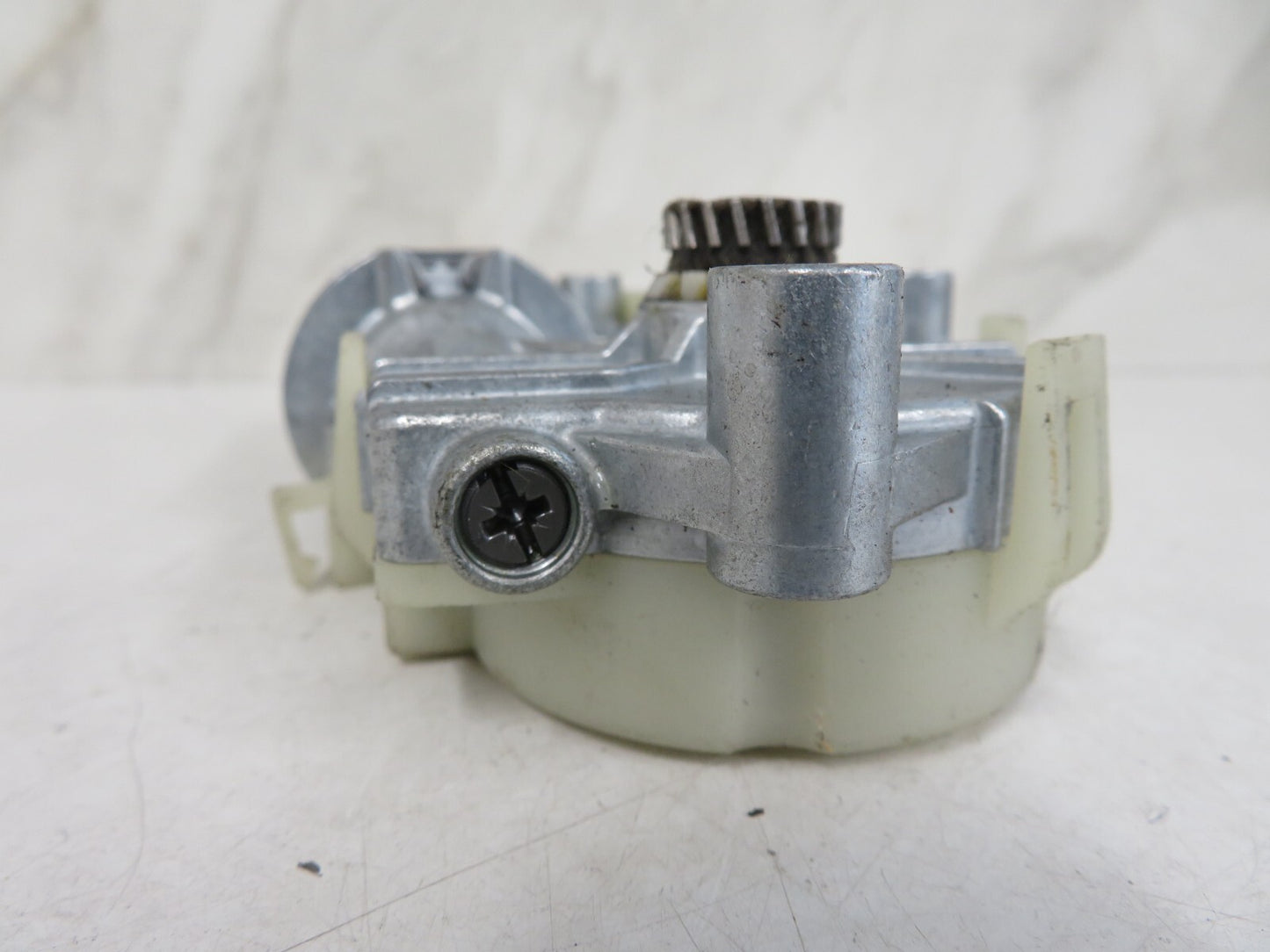 PEUGEOT 307 SW SUNROOF MOTOR 1700469J 2005-2008 VWMIX1642-6