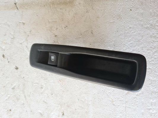 RENAULT SCENIC NS PASSENGER SIDE FRONT WIPER MOTOR 2009-2016