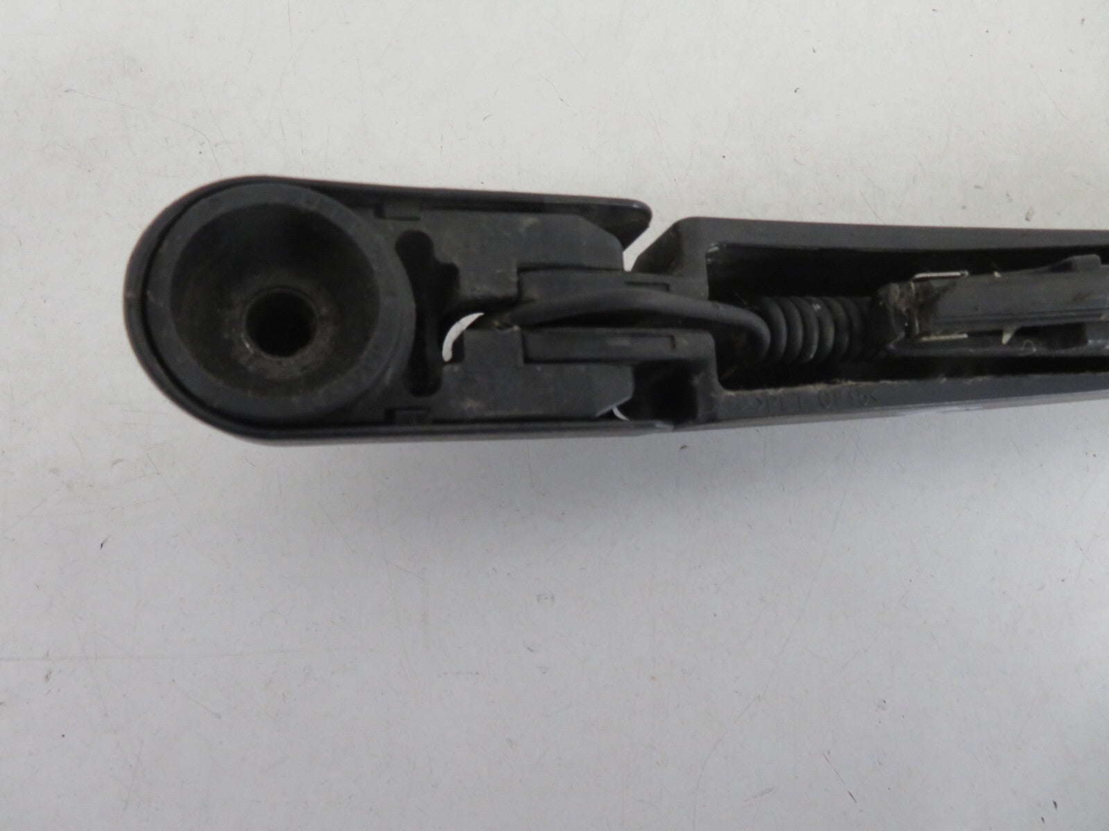 MAZDA 5 REAR WIPER ARM 2006-2010 1511-8
