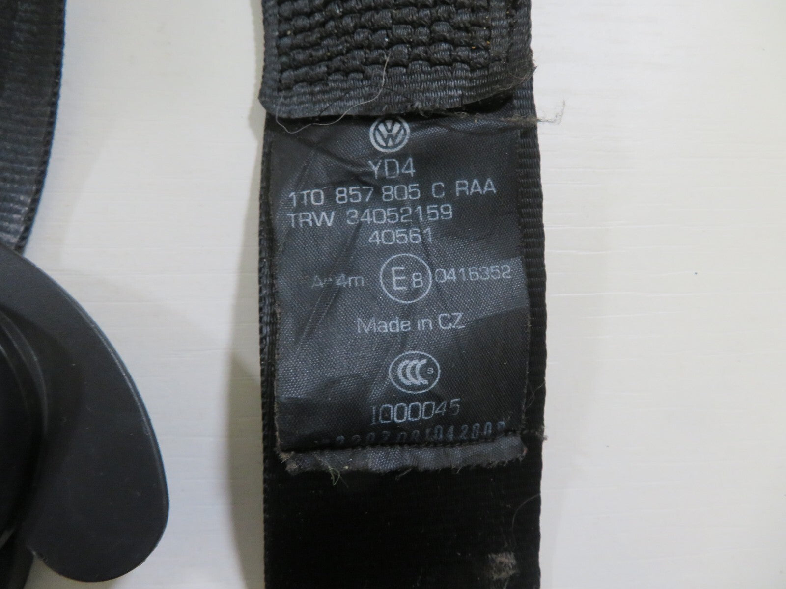 VOLKSWAGEN VW TOURAN REAR SEAT BELTS MIDDLE THIRD ROW CADDY 2K 2003-2009 1347-2