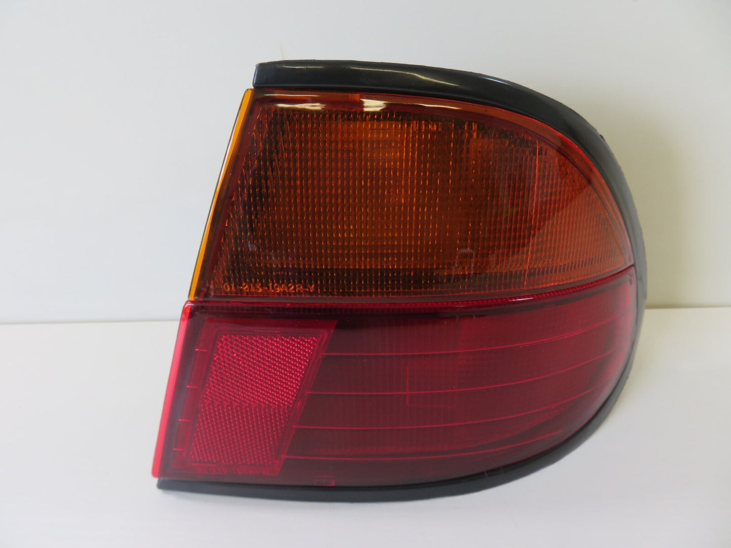 OS DRIVER REAR TAIL LIGHT 215-19A2-A FOR NISSAN PULSAR 4DR E-FN15 1995-2000