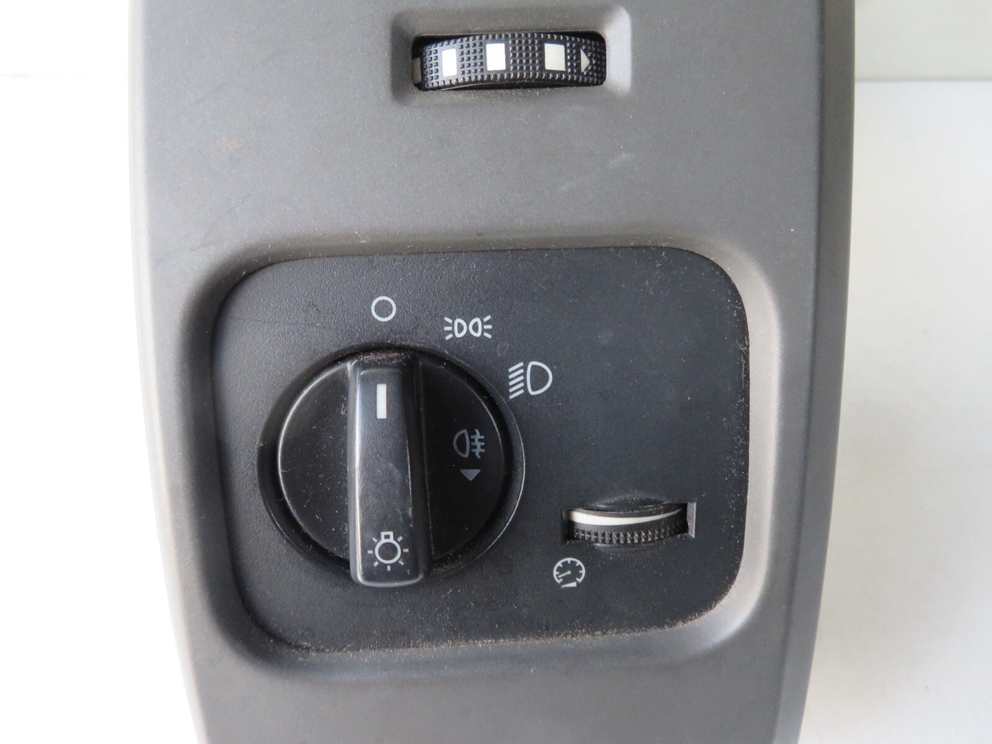 LAND ROVER DISCOVERY 3 HEADLIGHT CONTROL SWITCHES 2005-09 AMS1431-5
