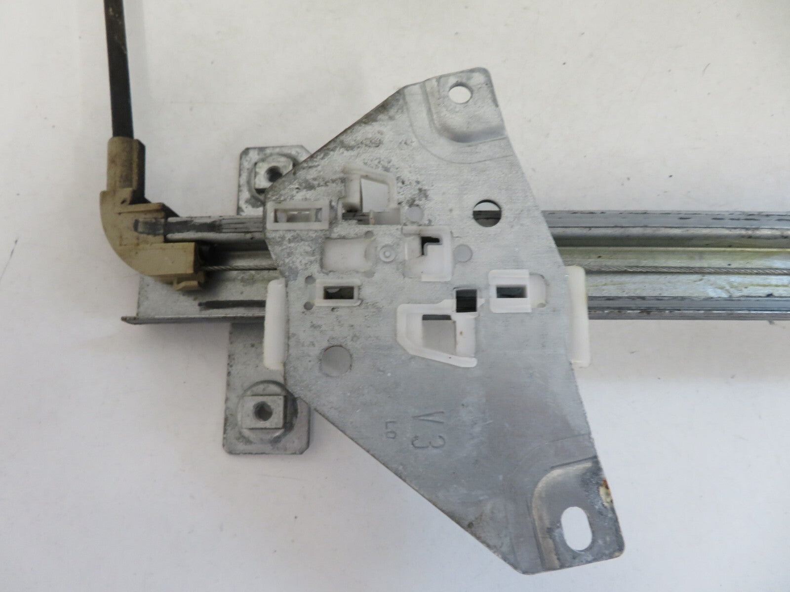 VOLVO V40 NSR PASSENGER REAR WINDOW REGULATOR 1995-2004 AMS-11