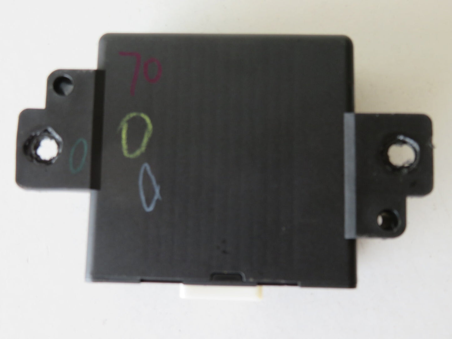 RENAULT TWINGO BODY CONTROL MODULE 259902656r 2014-2017 AMS1558