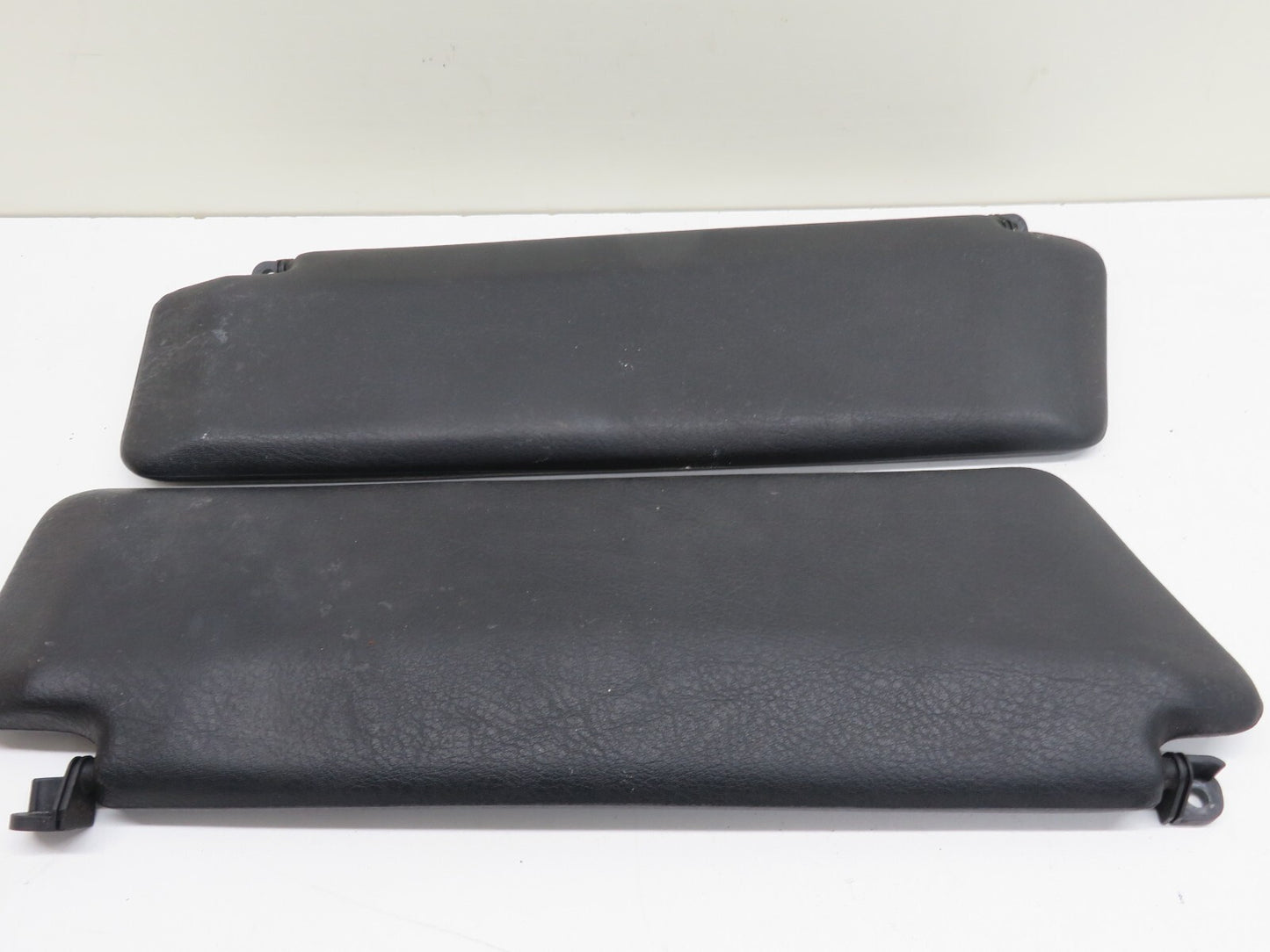 BMW E36 CONVERTIBLE SUN VISORS PAIR BLACK 1991-1998 1756-14