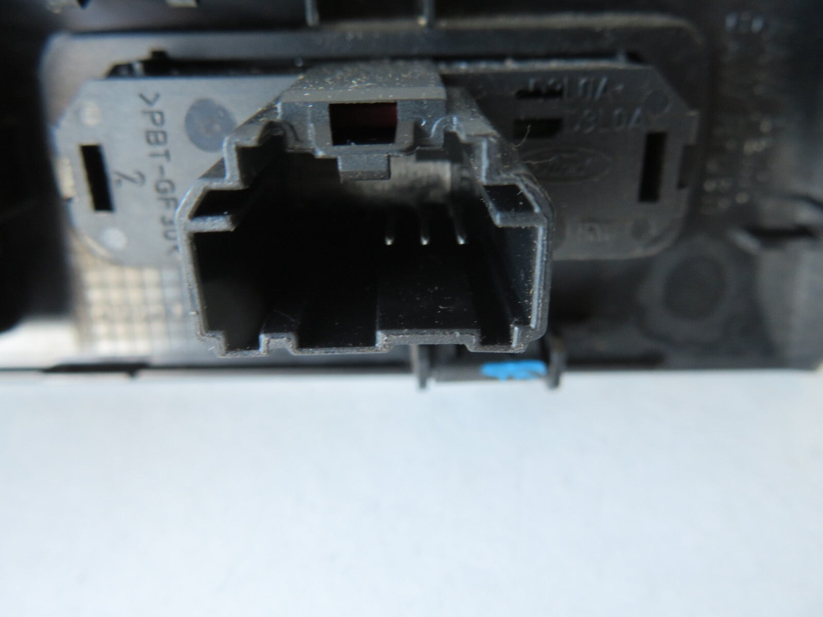 FORD MONDEO MK3 INTERIOR CLOCK DEMIST SWITCHES 3S7T-15000-FB 2001-08 MIX1519-10