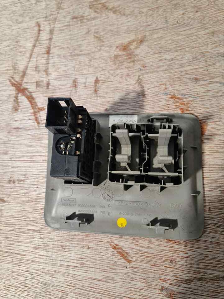 RENAULT MODUS 2004-2008 HEADLIGHT LEVEL SWITCH ADJUST A01