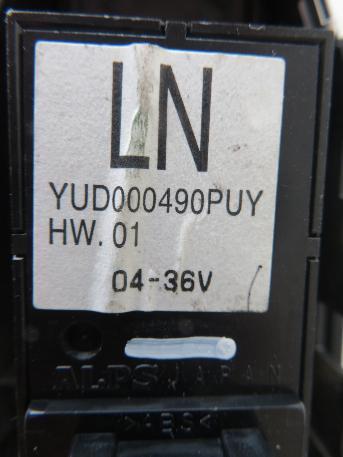 ROVER 75 NS PASSENGER FRONT WINDOW SWITCH yud000490puy 1999-2004