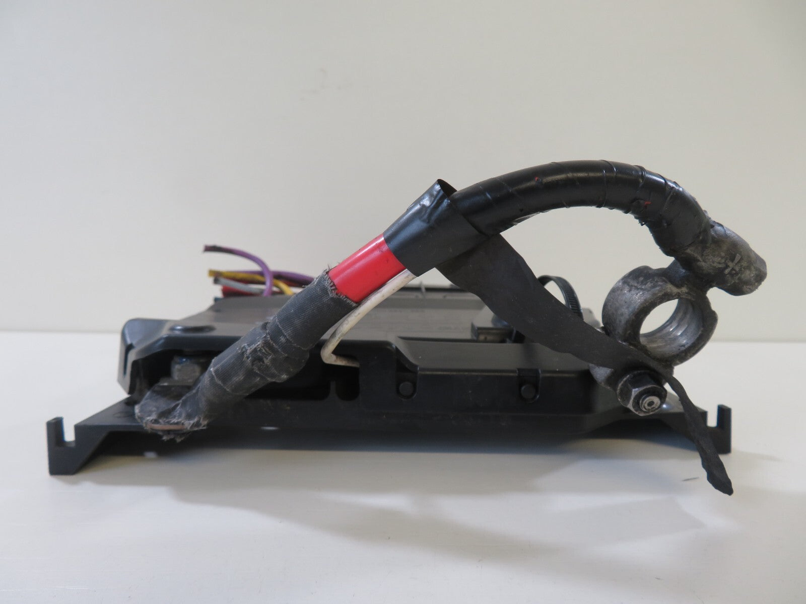 FORD GRAND C MAX BATTERY FUSE BOX TERMINAL AV6T-14A067-BA 2011-2015 1518-5