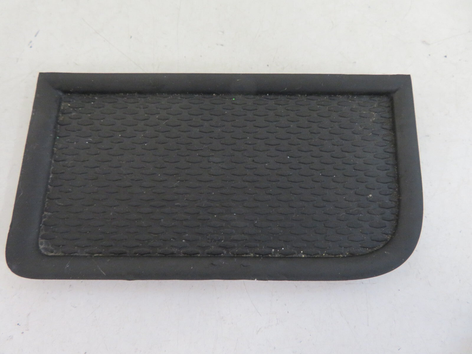 PEUGEOT 4007 OSF DOOR CARD RUBBER INSERT TRIM 2007-2012 1603-14