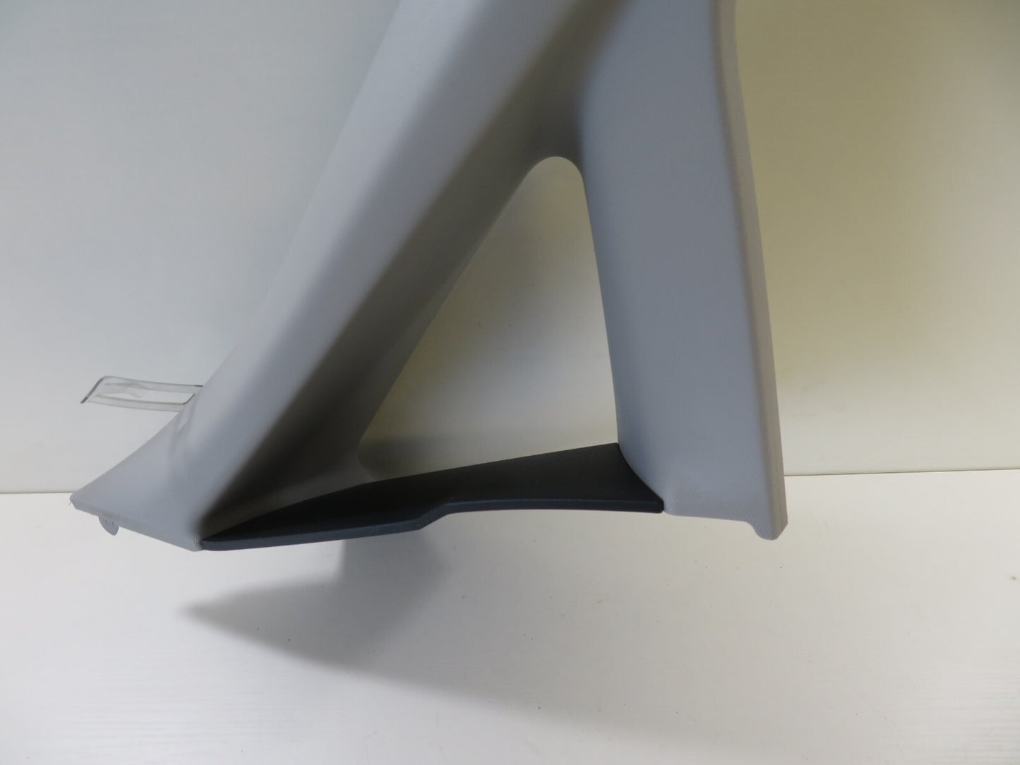 FORD C MAX GRAND OS DRIVER A PILLAR TRIM AM51-R02518-AAW 2011-2015 BK1343