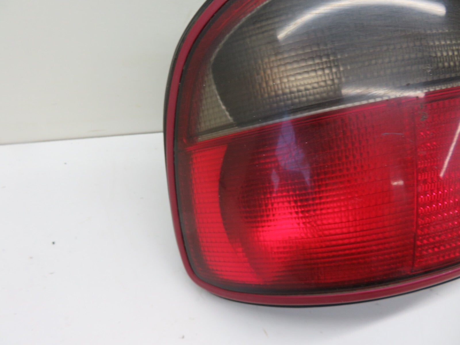 JAGUAR XJR NS PASSENGER REAR TAIL LIGHT (SEE PHOTOS) 1994-2001