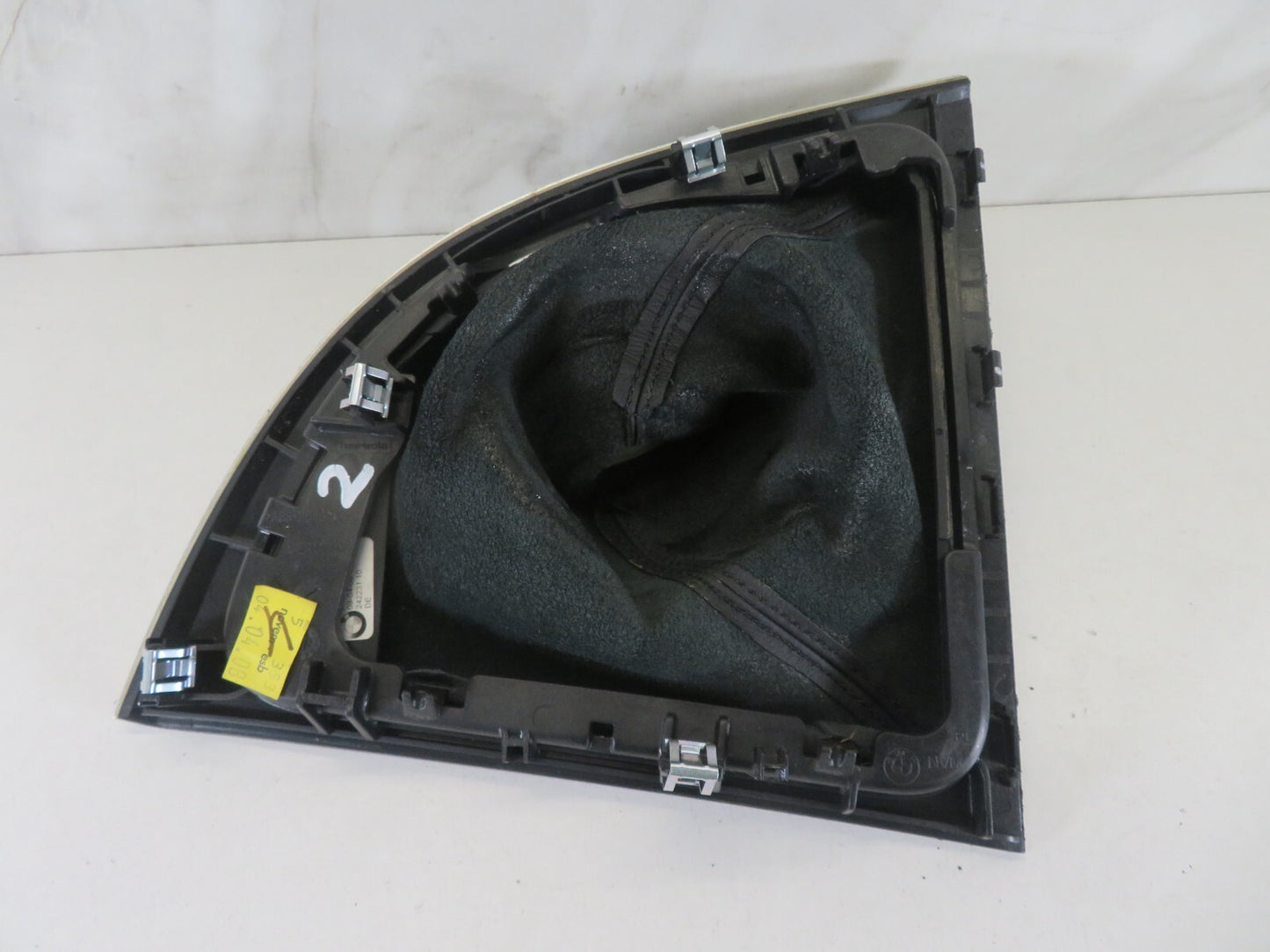 BMW 1 SERIES E88 M SPORT GEAR GAITTOR SURROUND WITH KNOB 2007-2013 A1218-2