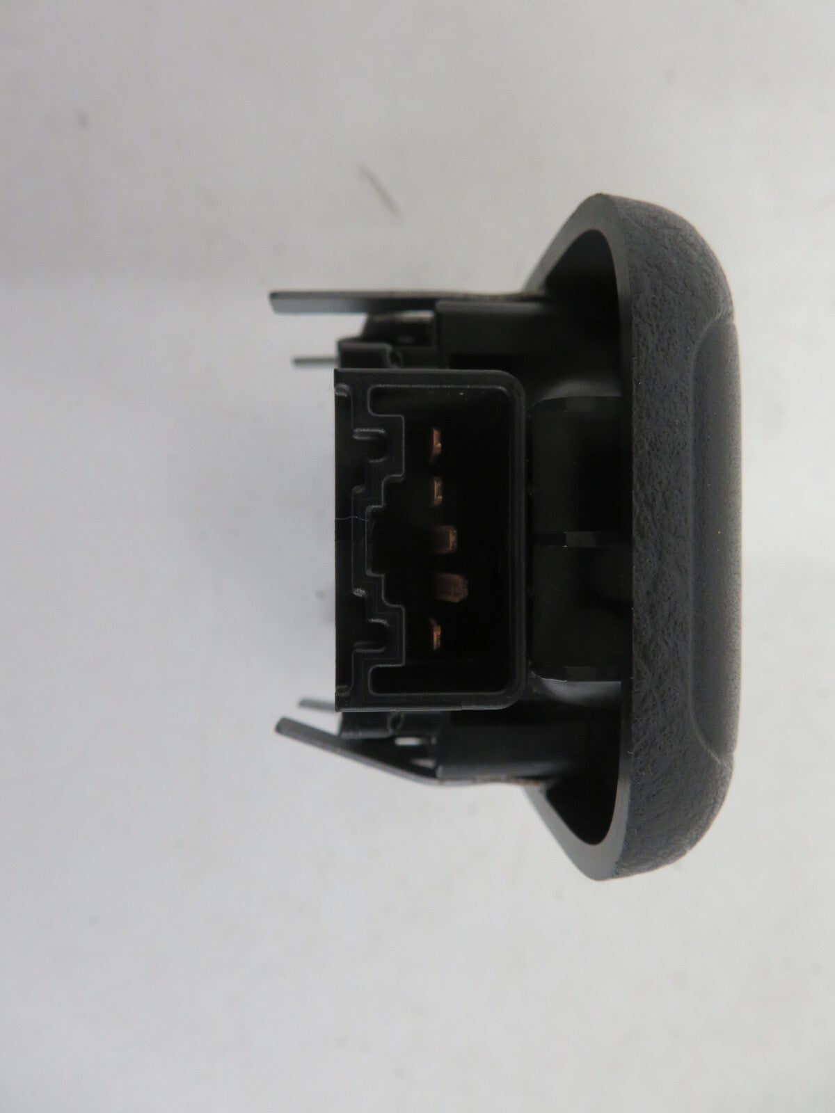 DAIHATSU CHARADE REAR WINDOW SWITCH 2003-2006 1424-14