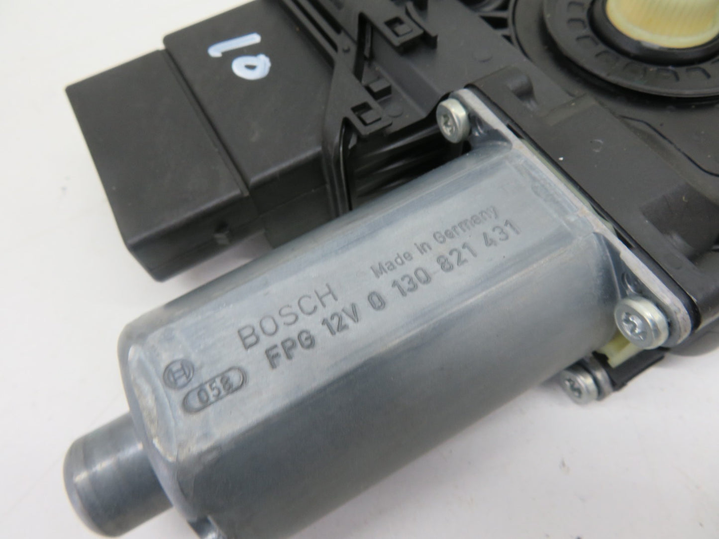 VW GOLF MK6 REAR RIGHT WINDOW MOTOR 5K0959704D 2009-2013 REF-10