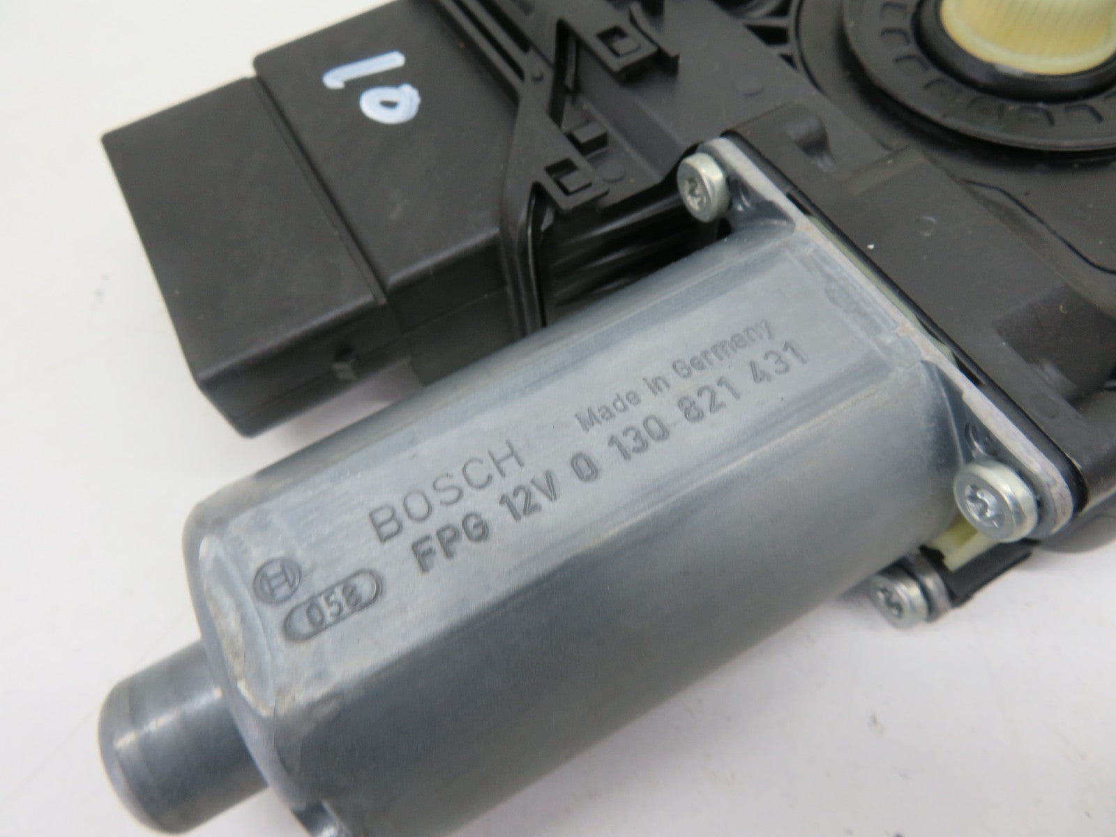 VW GOLF MK6 REAR RIGHT WINDOW MOTOR 5K0959704D 2009-2013 REF-10