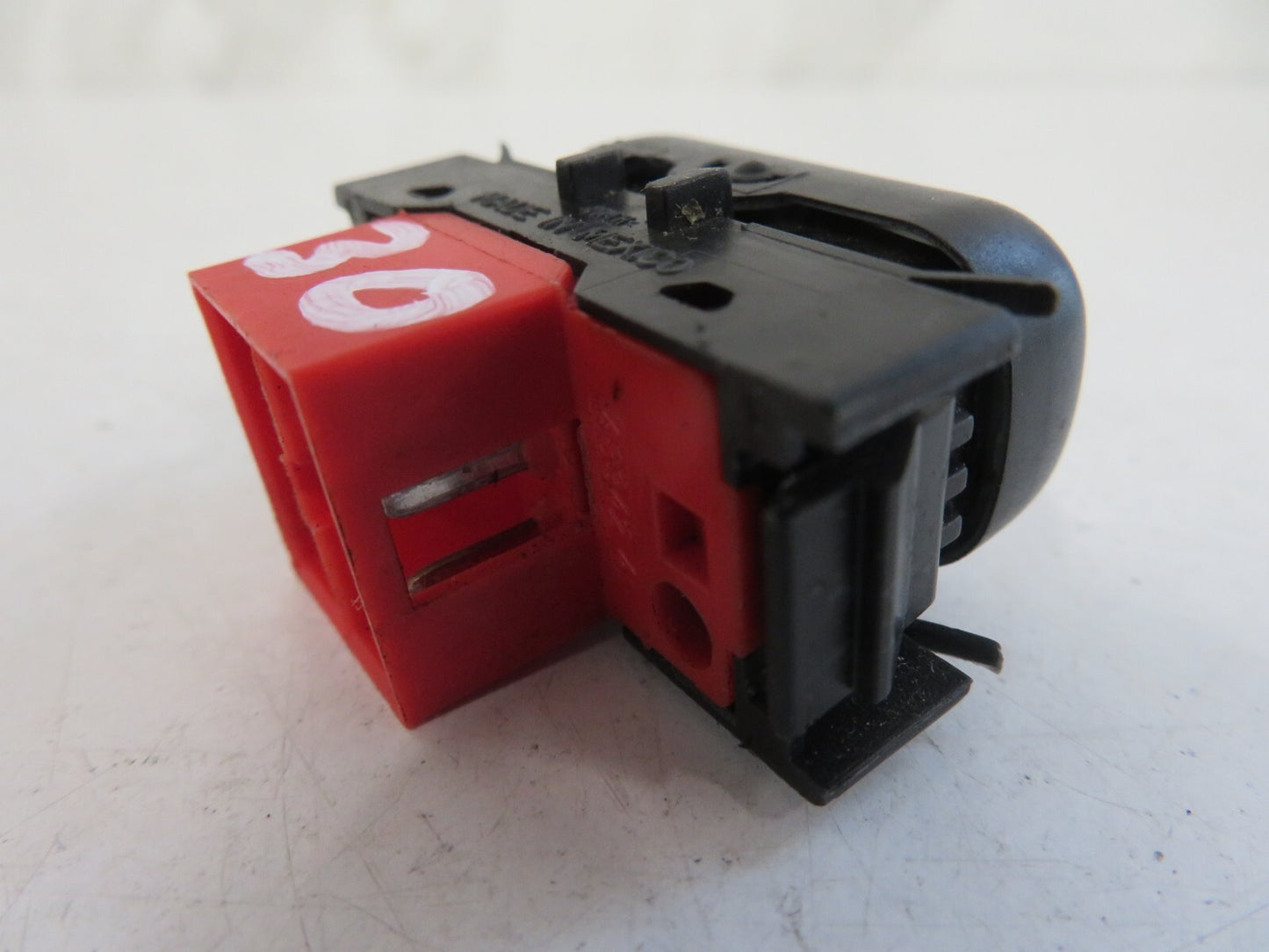 MERCEDES BENZ ML270 W163 3RD ROW WINDOW SWITCH 1638200410 1998-05 MIX1010-30