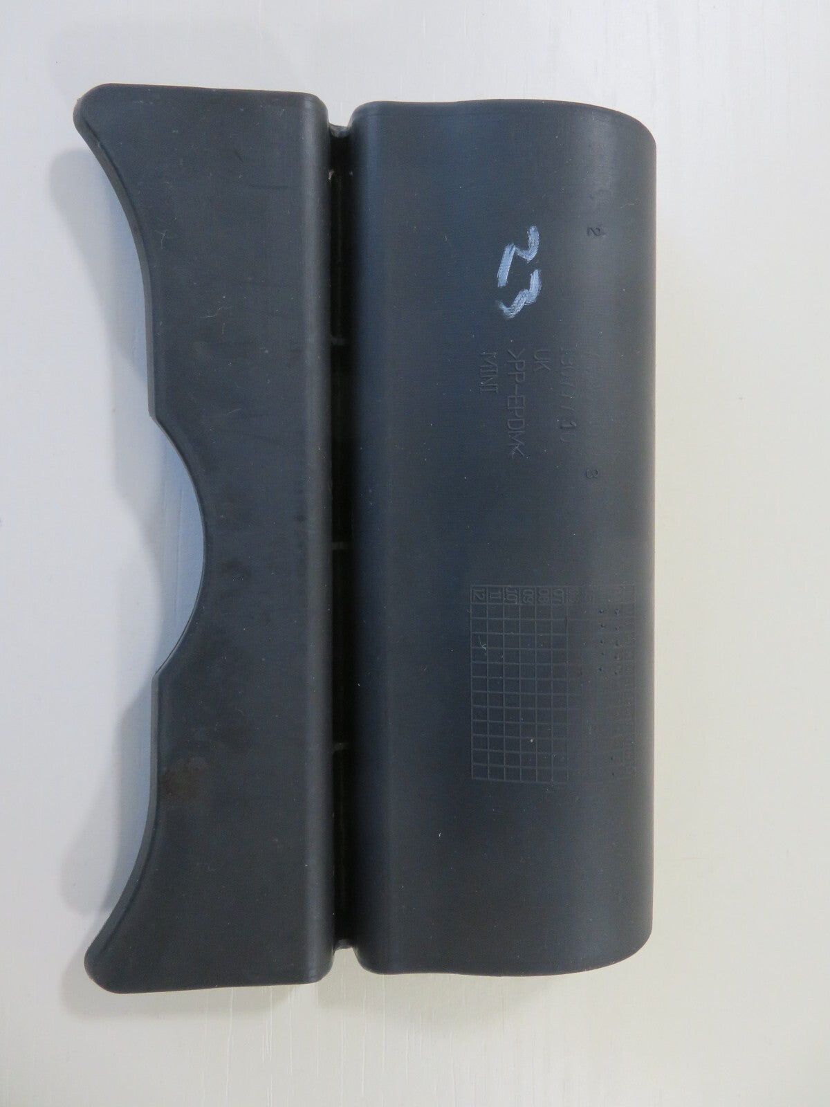 BMW MINI COOPER R50 R53 RUBBER INSERT TRIM 13077710 2001-2006 1432-23