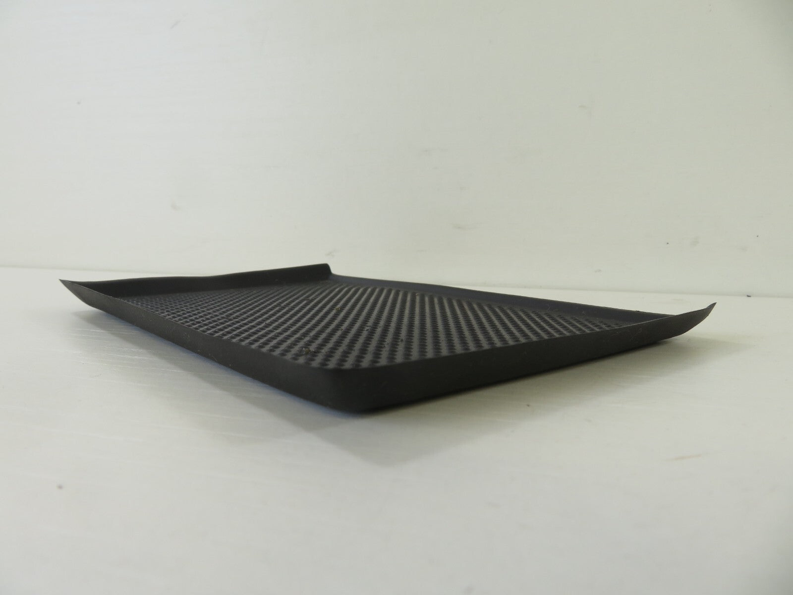 SKODA FABIA MK1 STORAGE DIN RUBBER INSERT 6Y0857938 1999-2004 1741-11