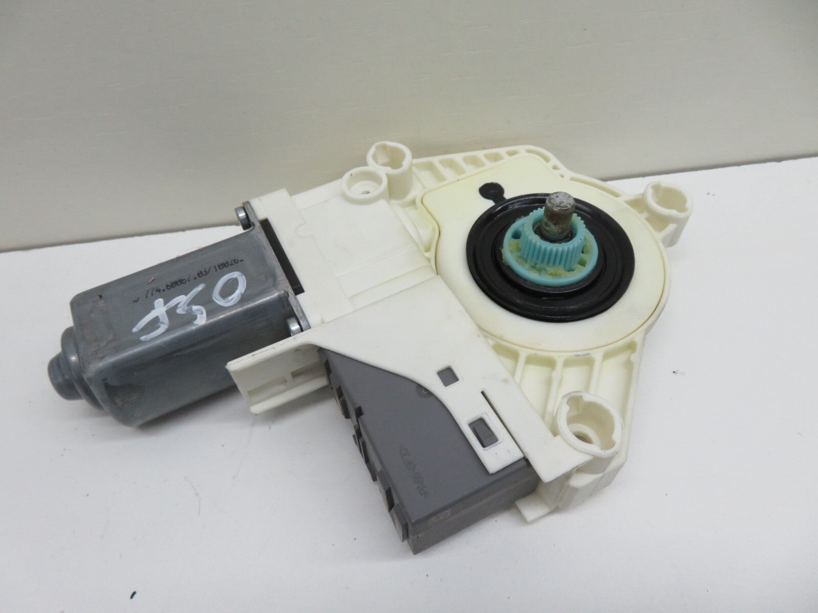 LAND ROVER DISCOVERY 3 OSF WINDOW MOTOR CUR000140 2005-2009 1212-2