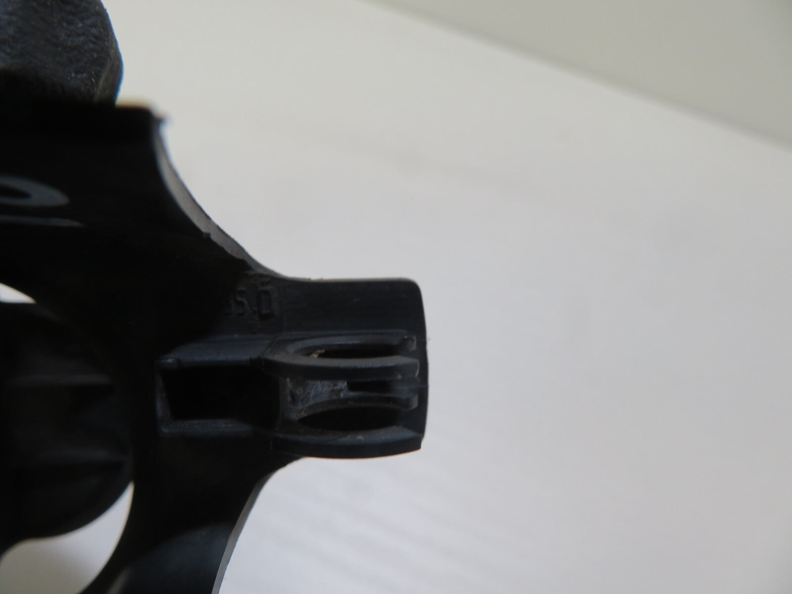 VOLKSWAGEN VW TOURAN REAR WIPER ARM BOLT COVER 2003-2009 1014-18