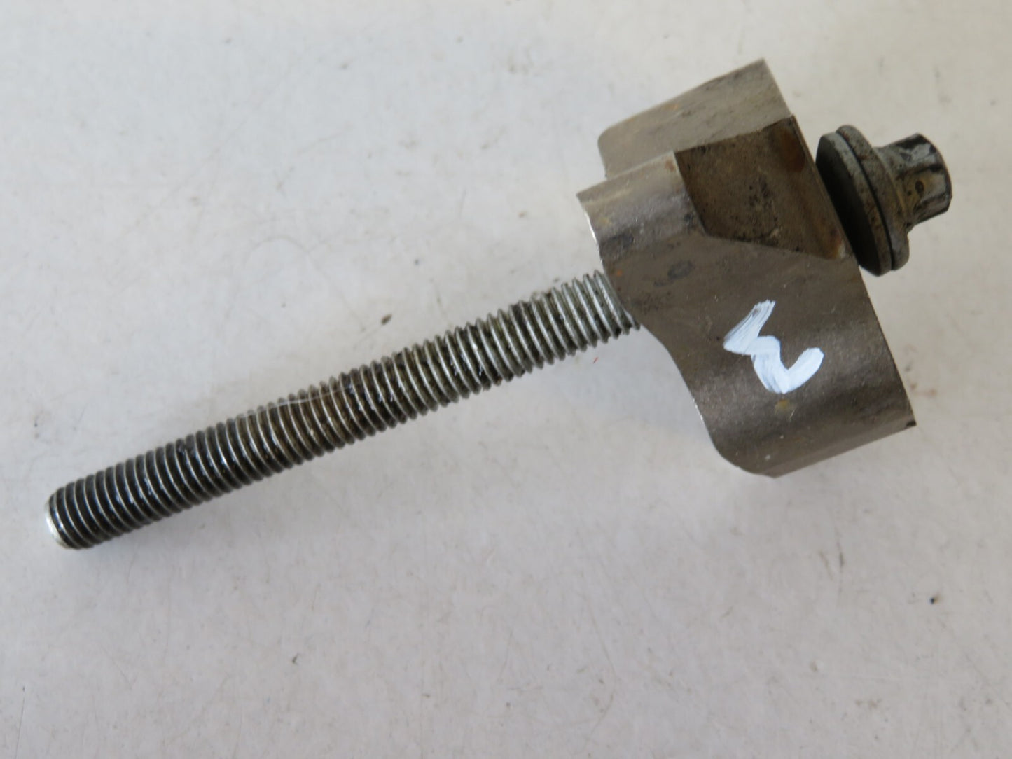 BMW 1 SERIES F20 116D FUEL INJECTOR CLAMP WITH BOLT 2012-2018 AMS1310-3