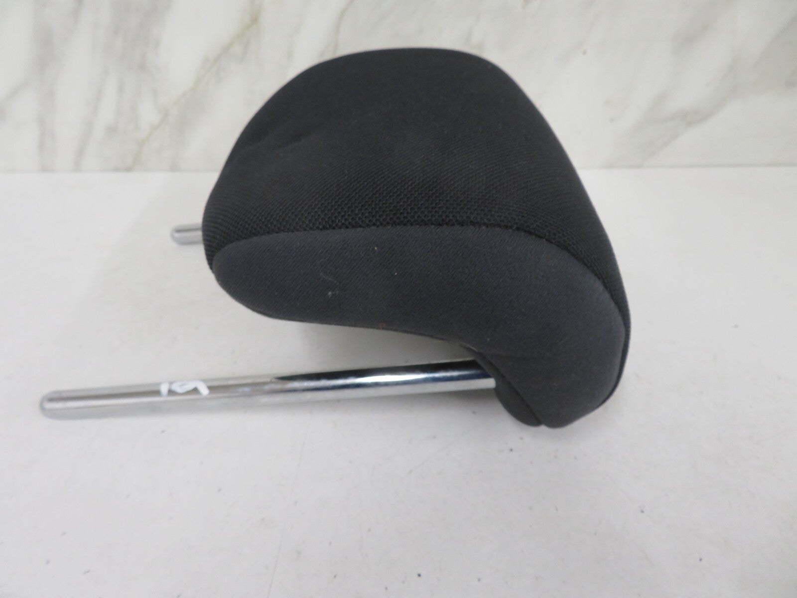 DAIHATSU CHARADE REAR CLOTH HEAD REST 2003-2006 1424-6