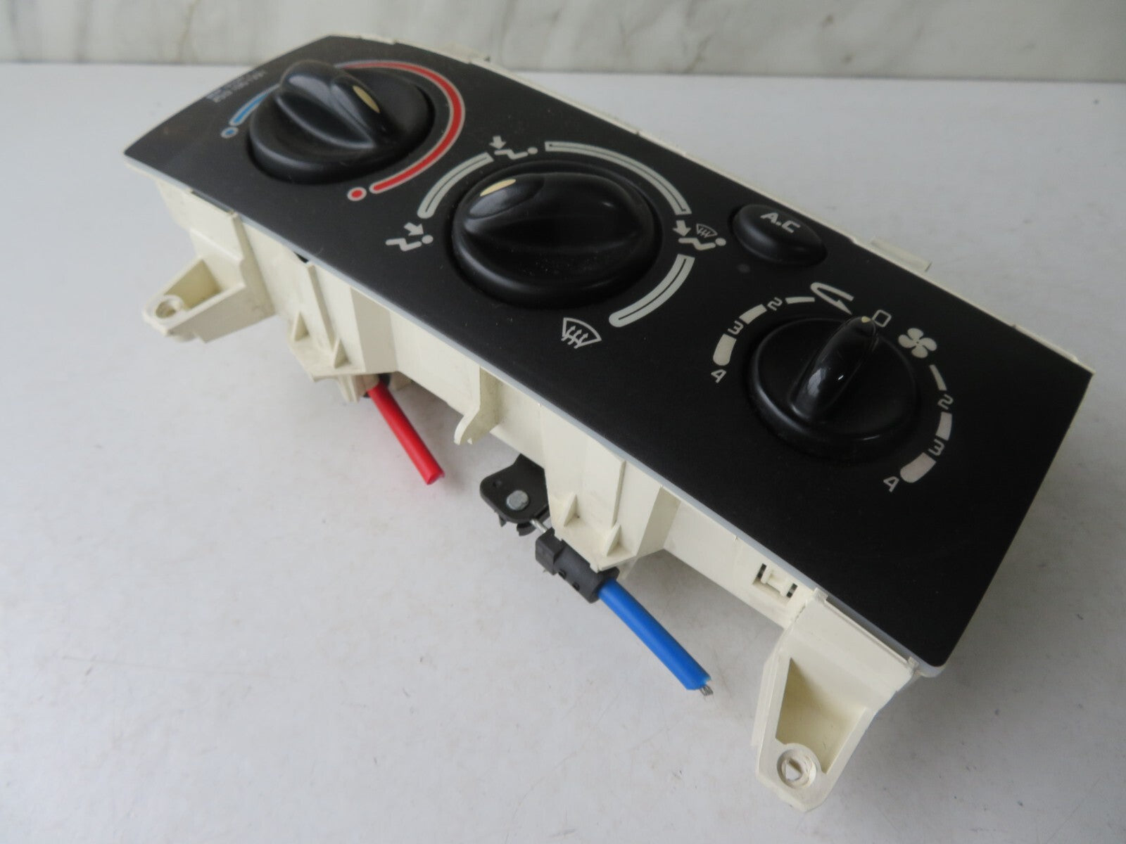 RENAULT MEGANE MK1 CONVERTIBLE HEATER CLIMATE CONTROLS 663391J 1999-2002 A1117-1