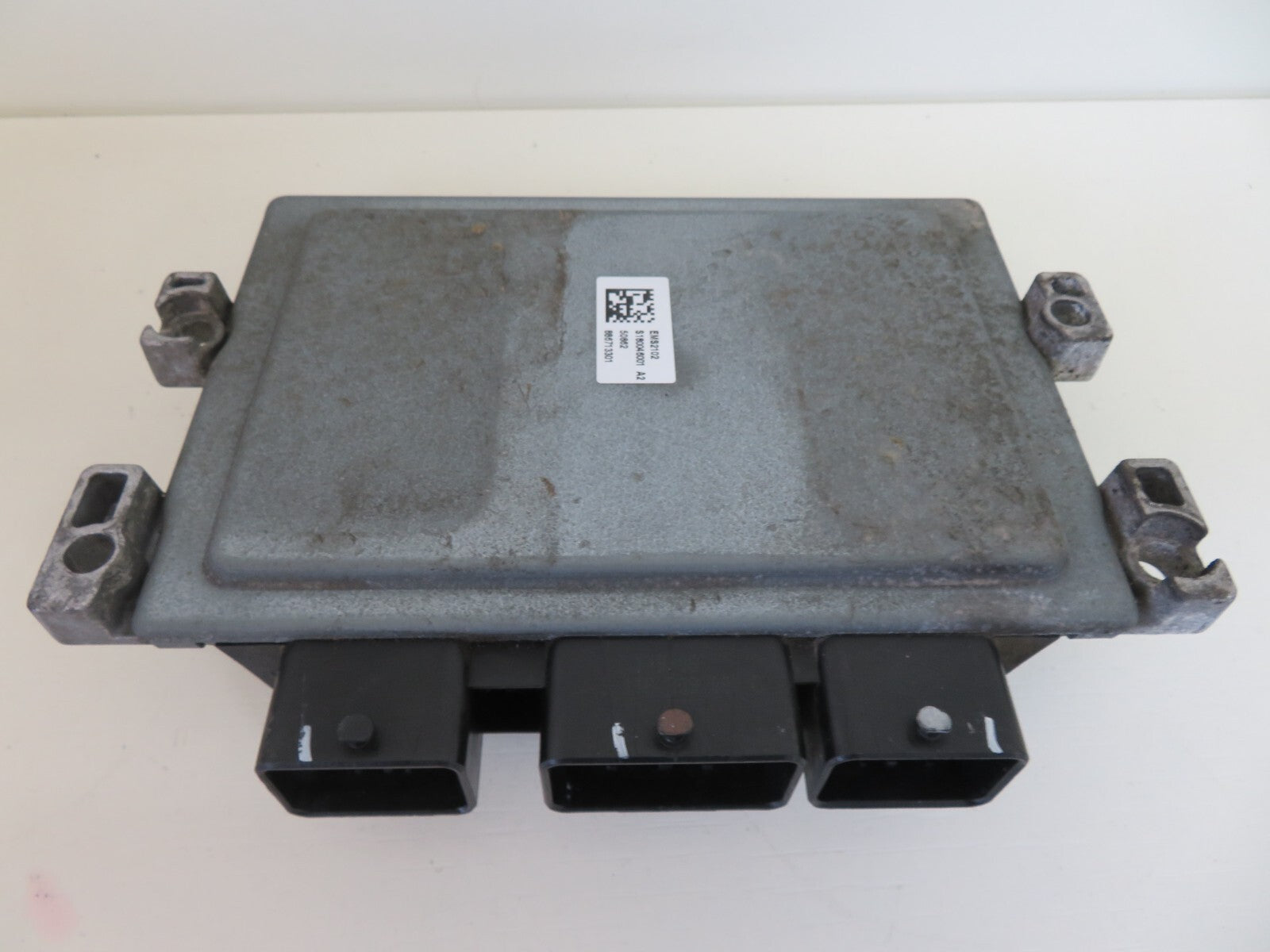 FORD FIESTA MK7 1.25 ENGINE ECU 8V21-12A650-SD 2009-2012 1351-2